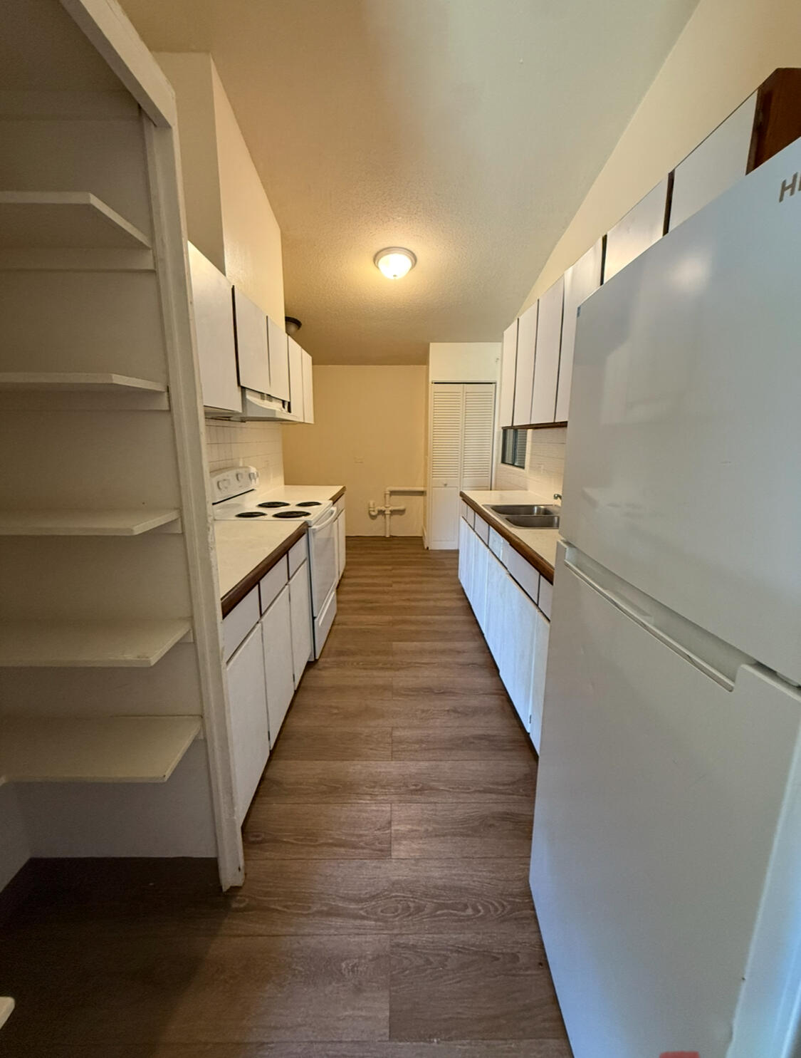 157 Chrysanthemum Lane