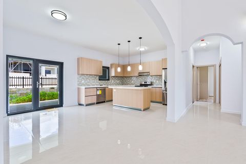 107 Aridondon Francisco Perez Hts Talofofo  96915