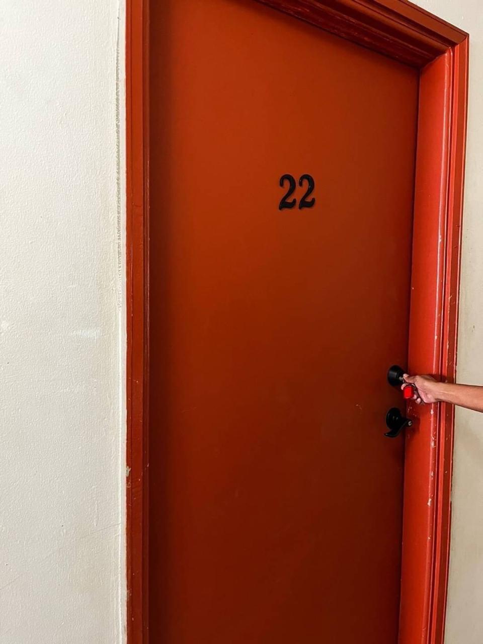 162 Macheche Ave A22