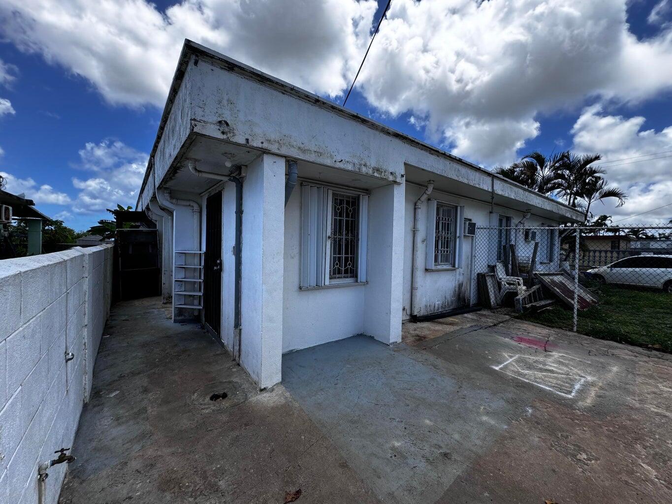 106 Gracia Ln C