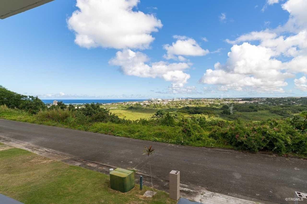 172A & B Kindo Circle