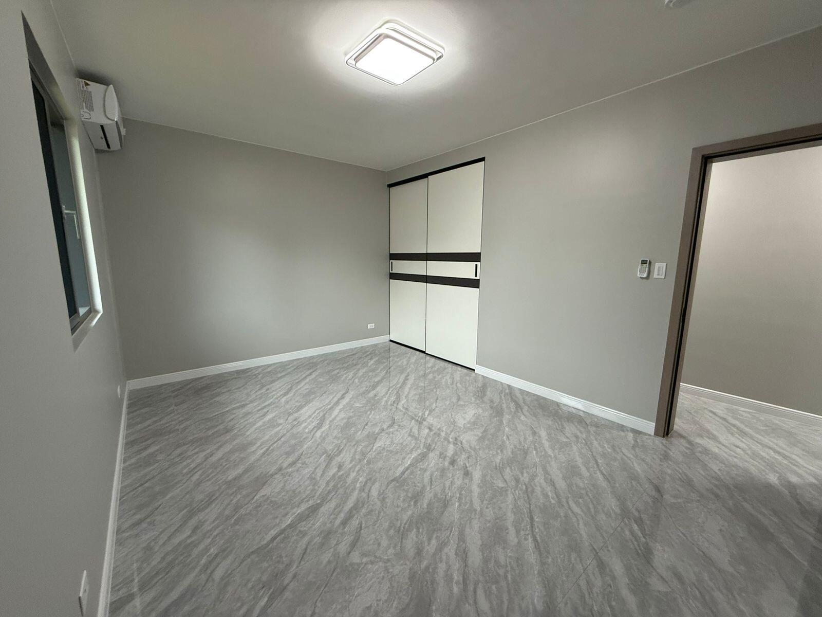 110 Kalia Street