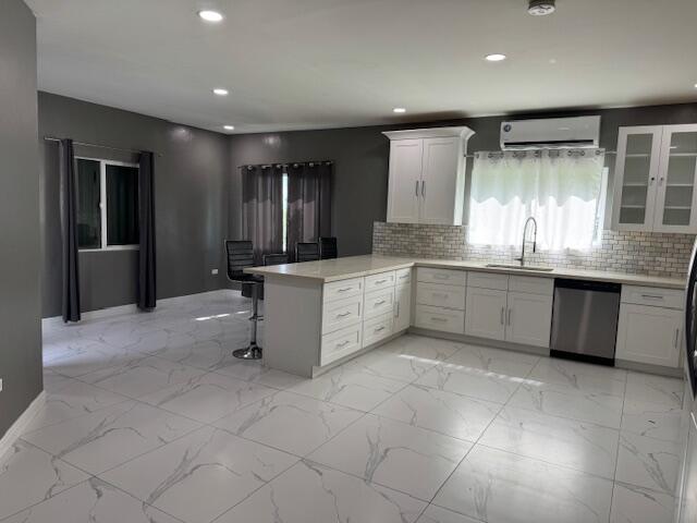 182 Sabana Drive