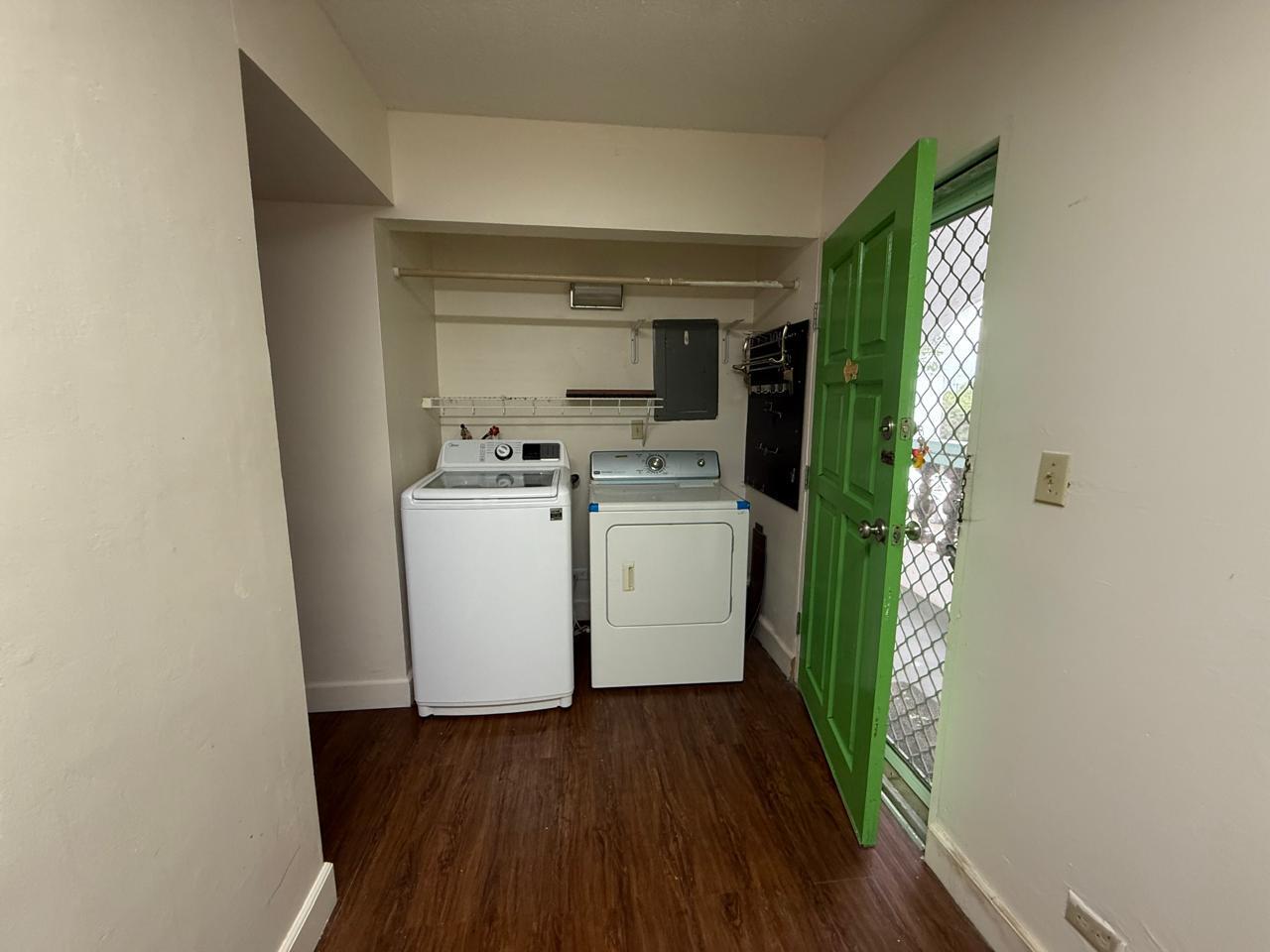 Carnation Lane 102