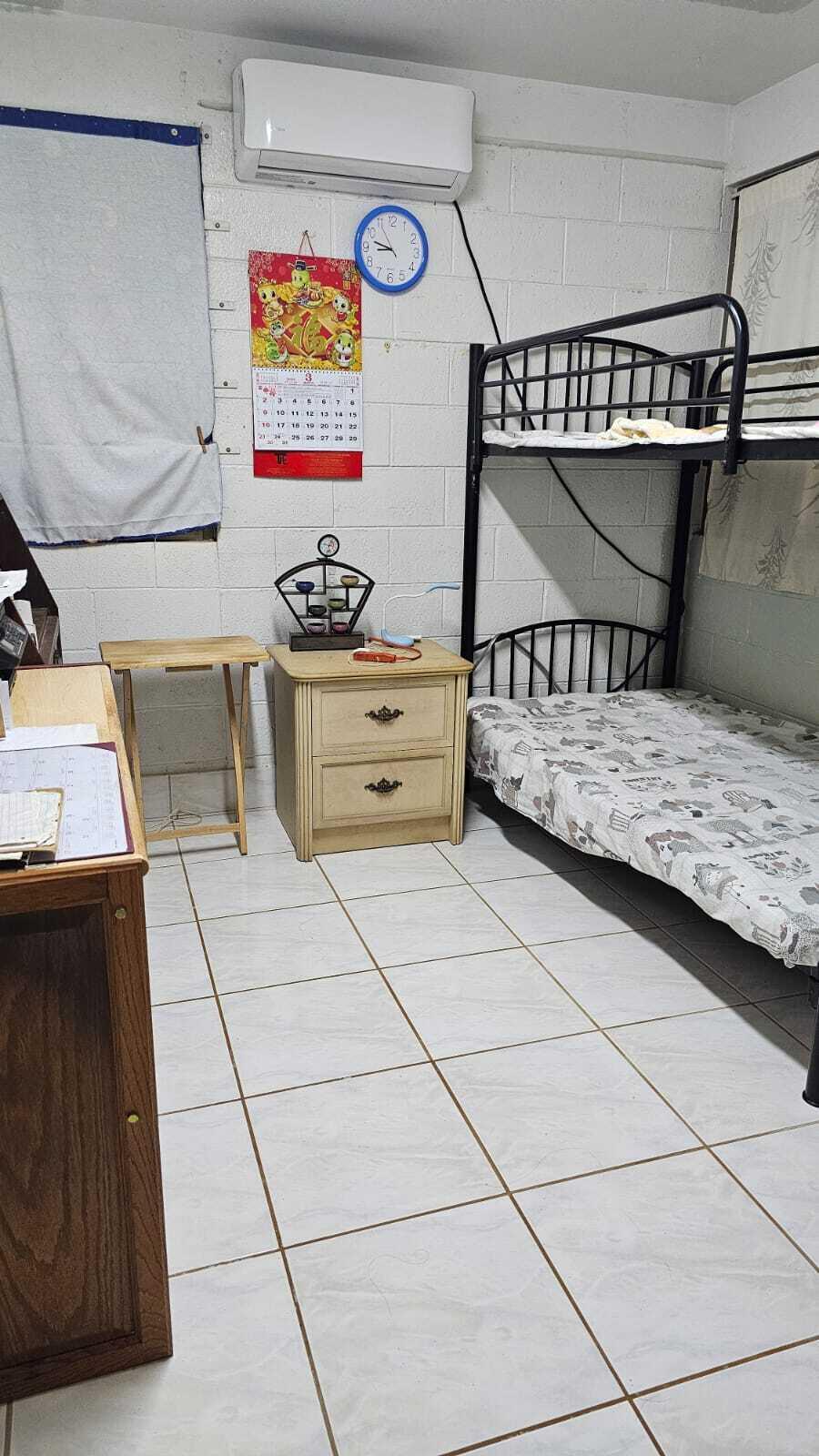 184 Apaka Street 1B