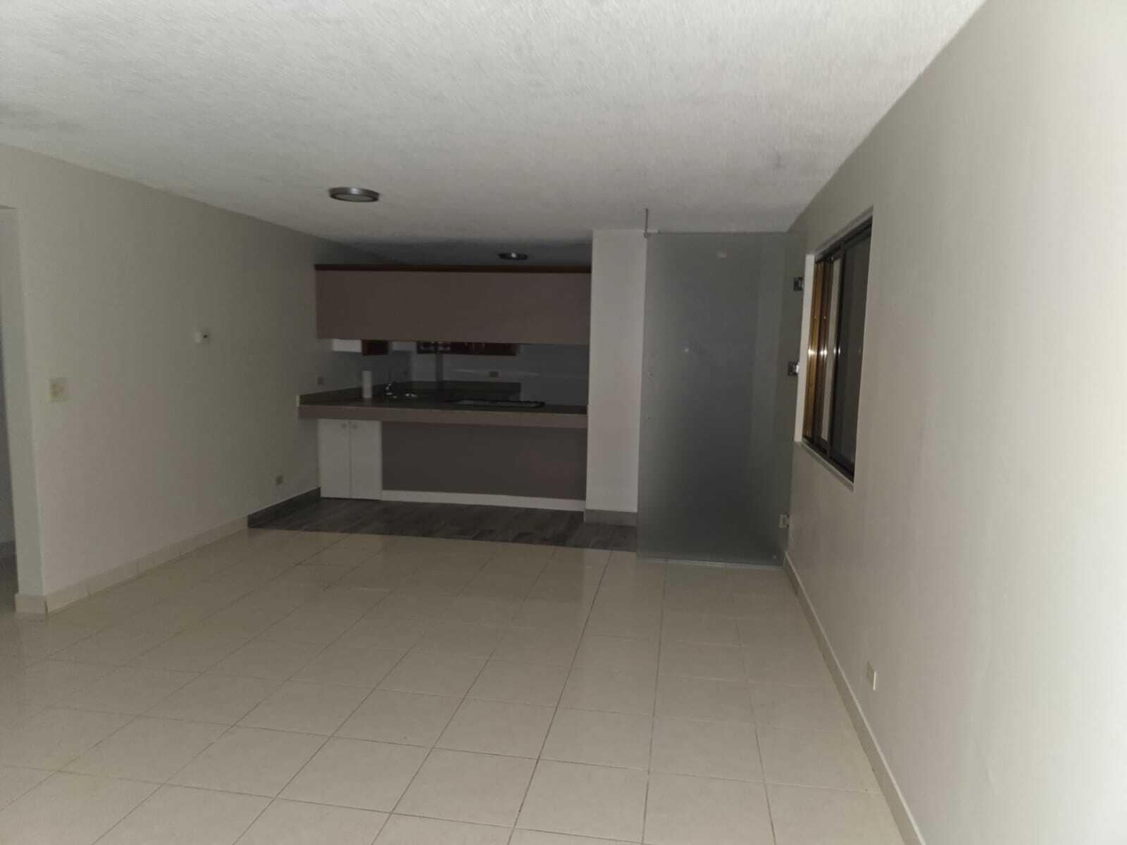 158 East Nandez ST B34