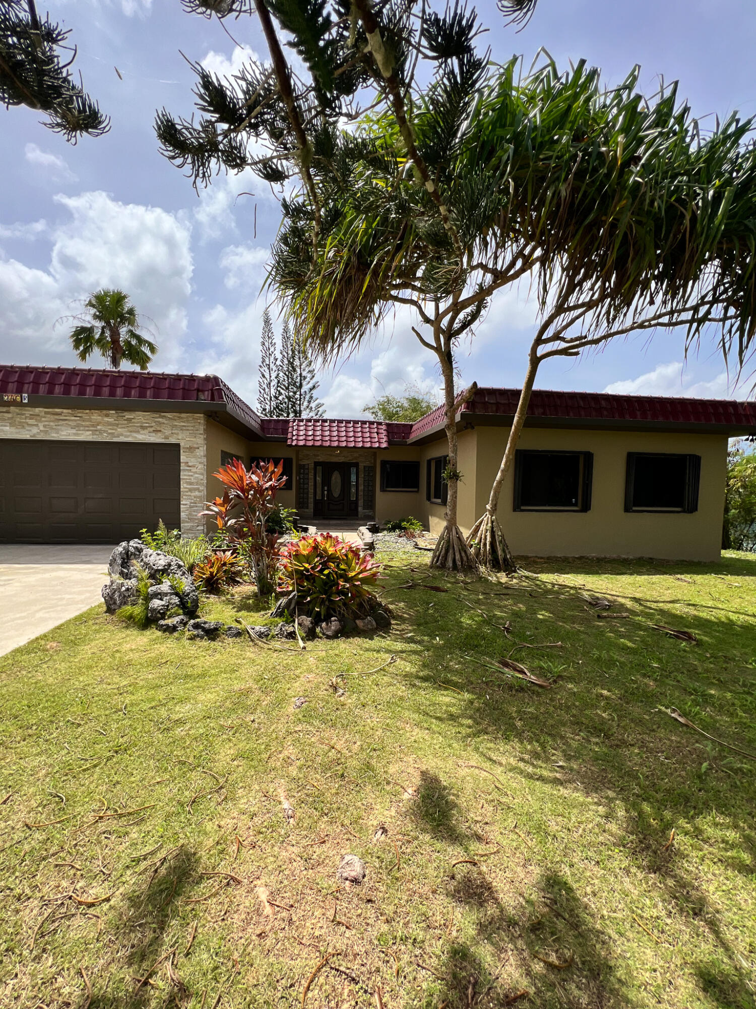 151 Pasaderun Golf View