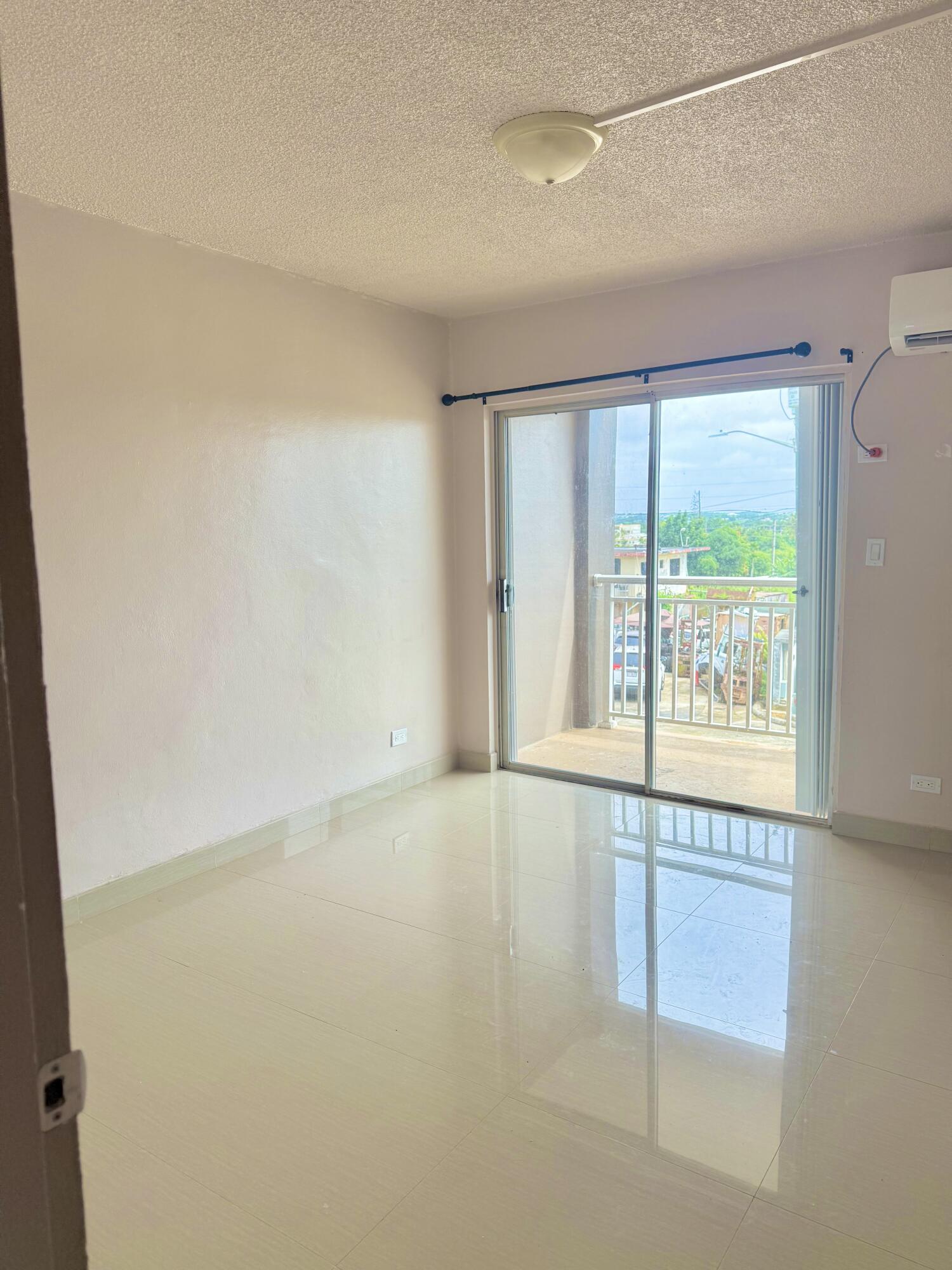 Kina Court (Oasis Apartment). 202