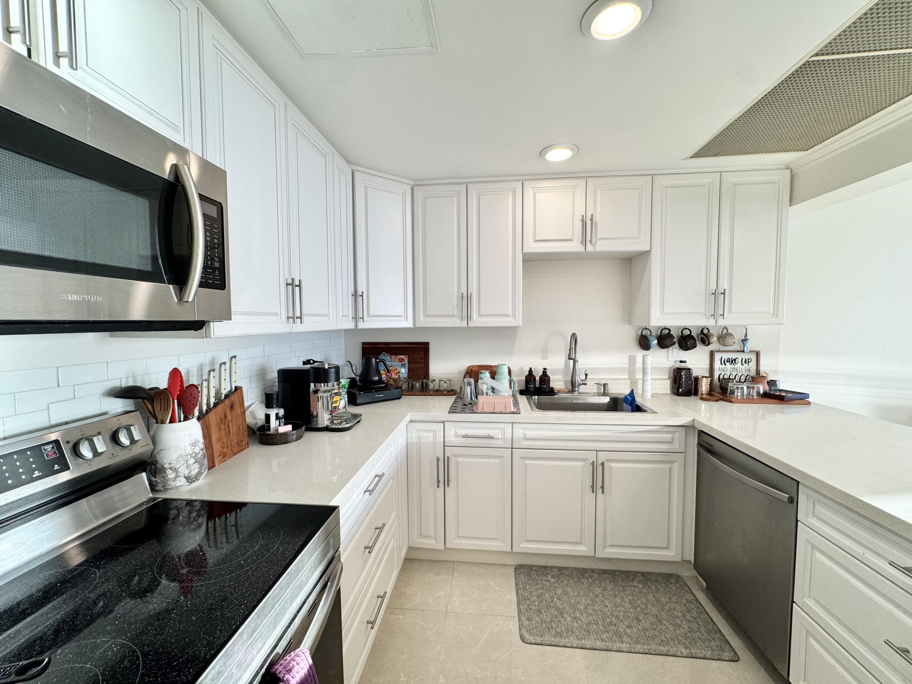 125 Dungca Beach Way 303