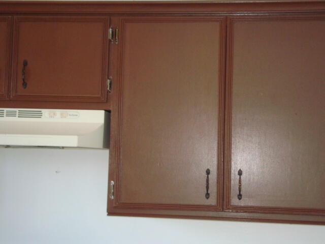 142 Kalamendo Ln-Villa De Gardenia #6