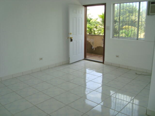142 Kalamendo Ln-Villa De Gardenia #6