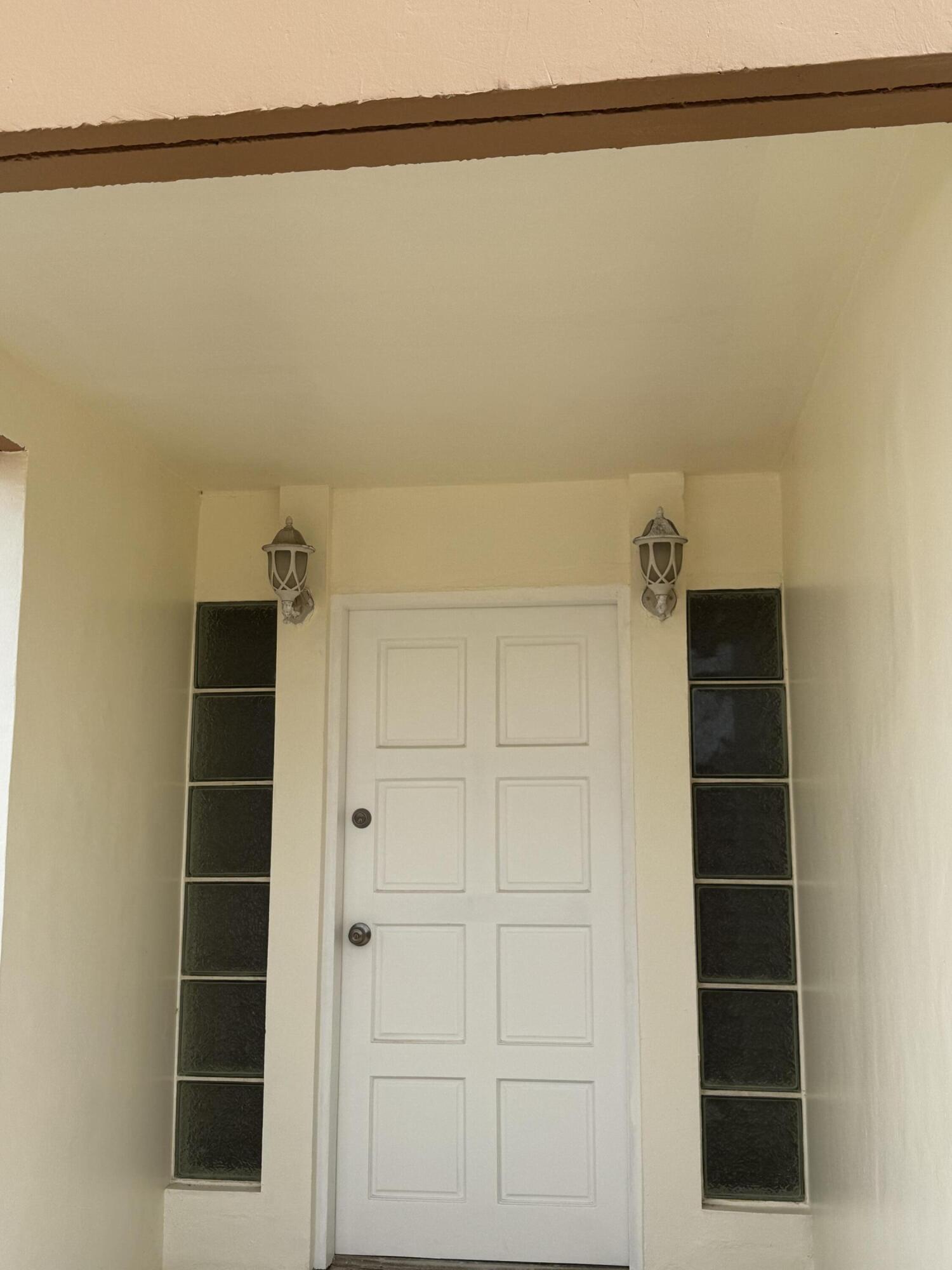 328 Farenholt Avenue 328B