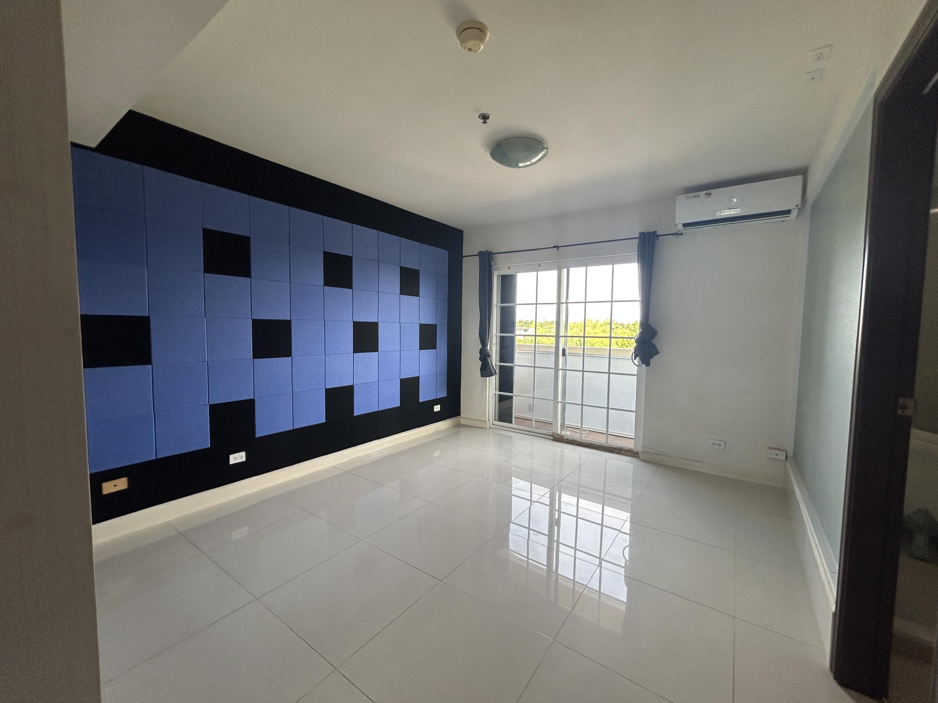 153 Untalan Torre Court 311