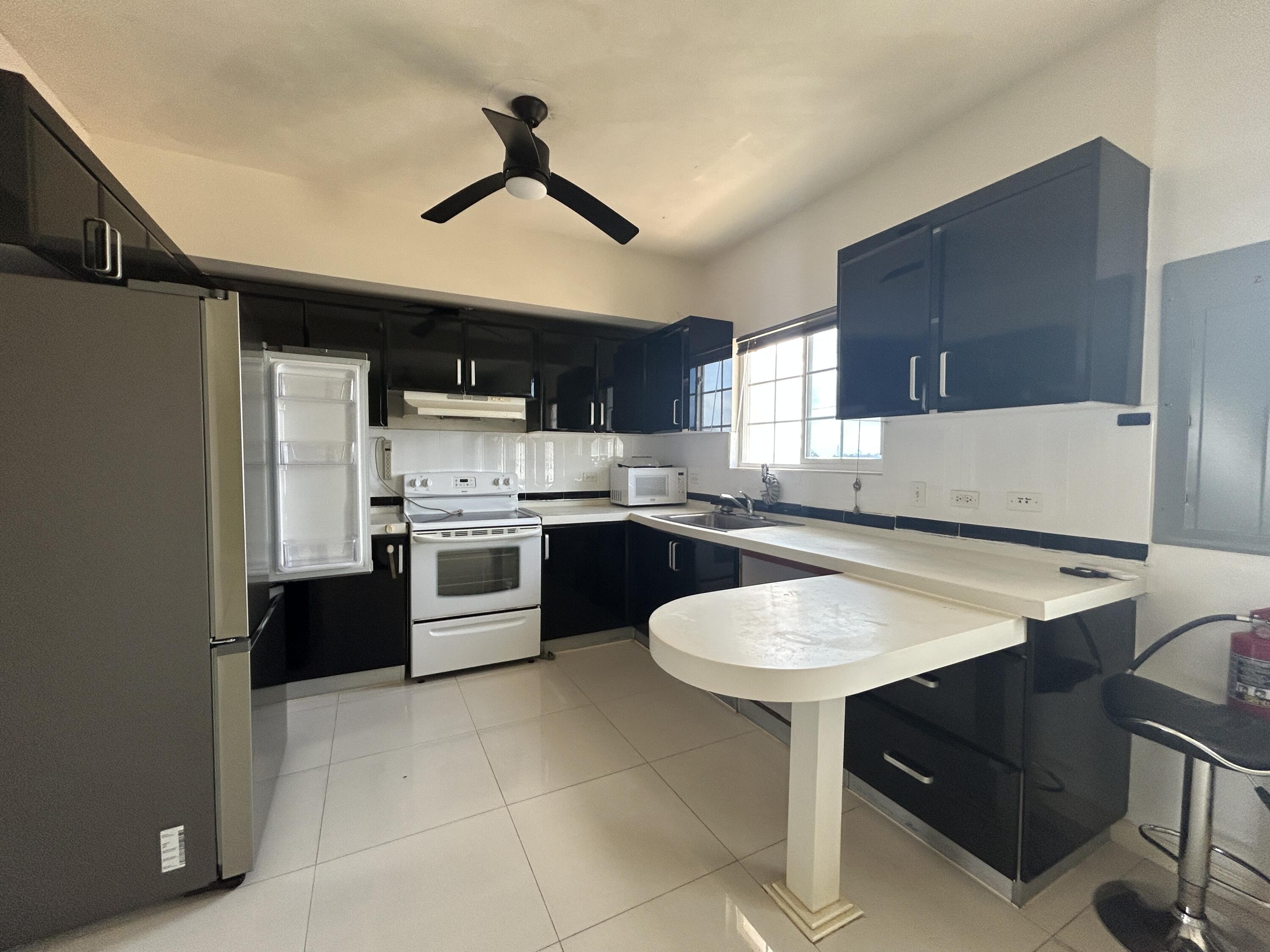 153 Untalan Torre Court 311