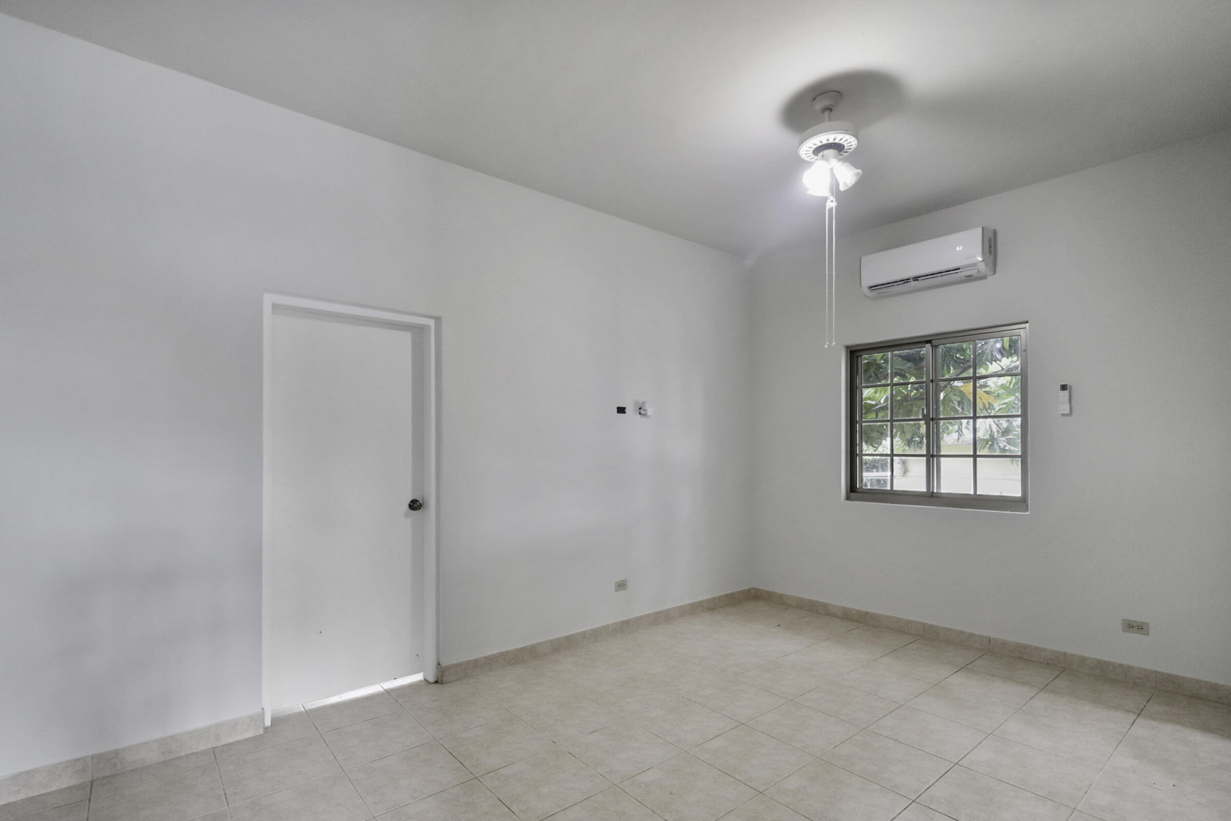 127 Jose T. Pangelinan Street