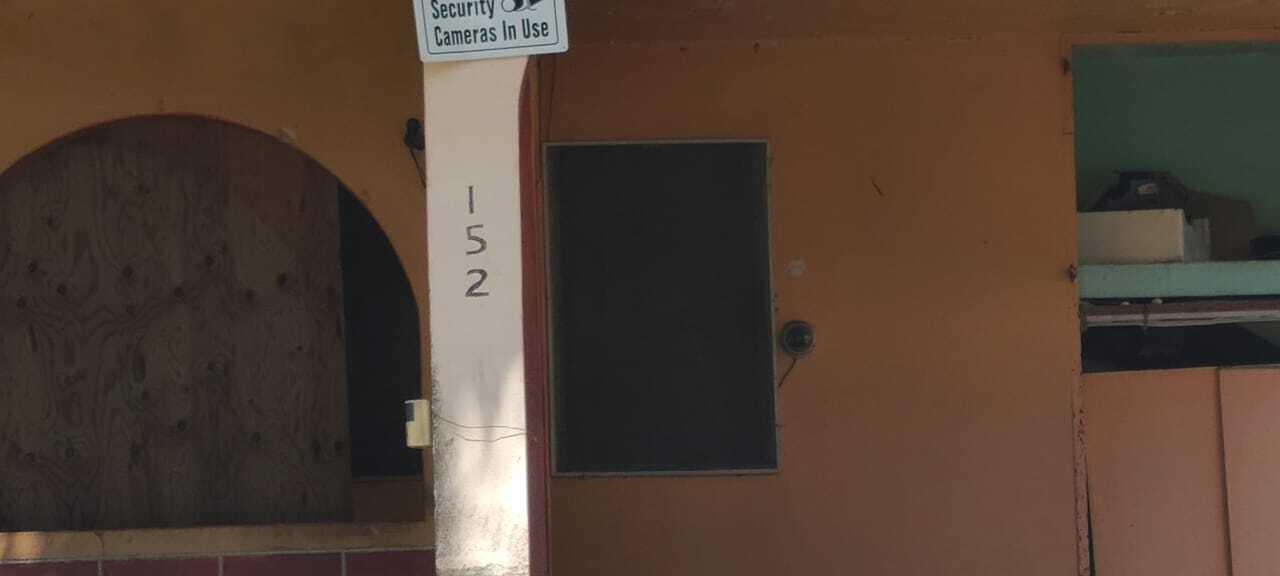 152 South Santa Cruz
