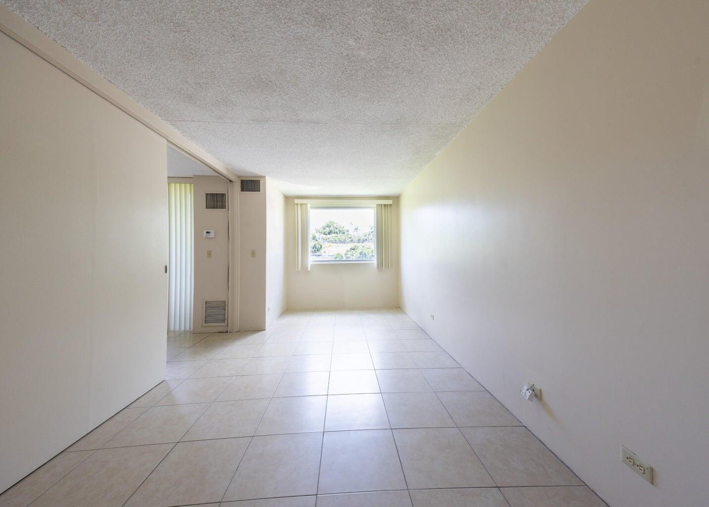 241 Condo Ln 208