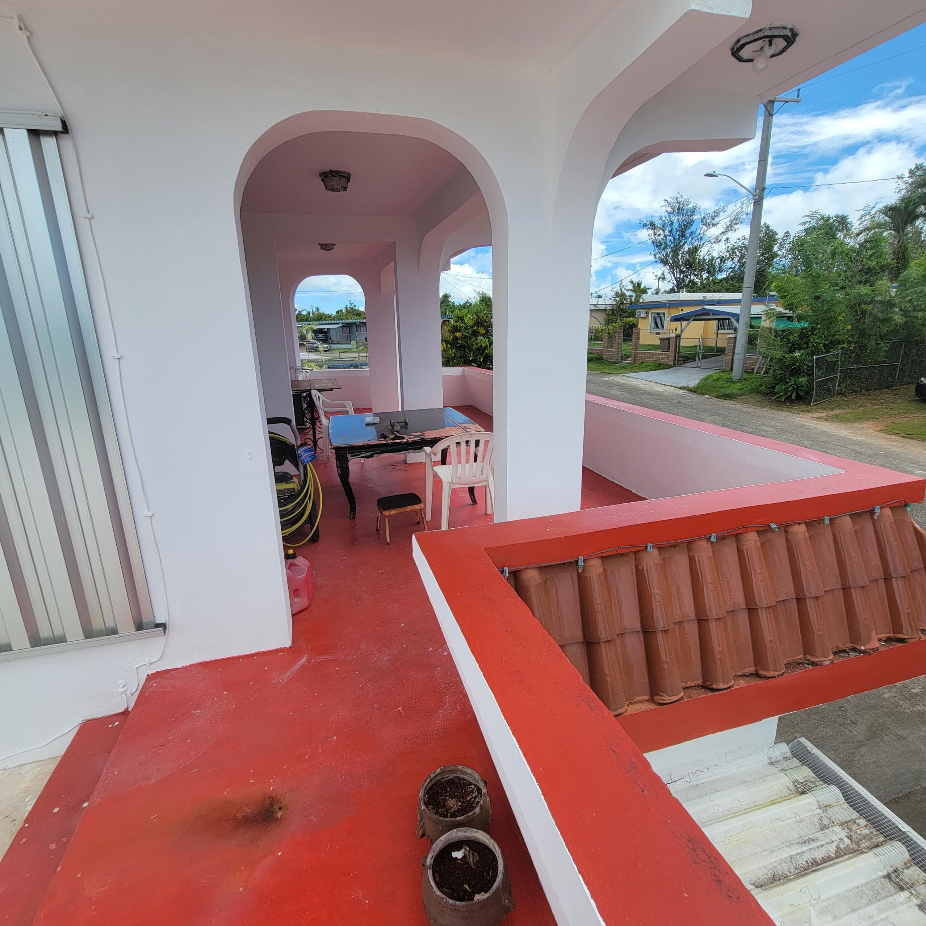 215 Chichirica Street