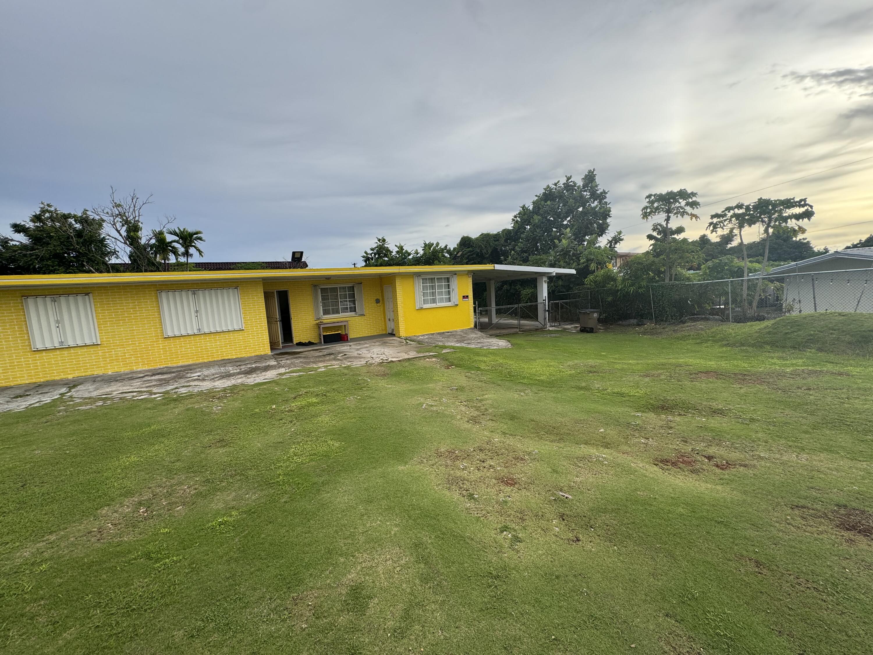 180 Redondo Luchan