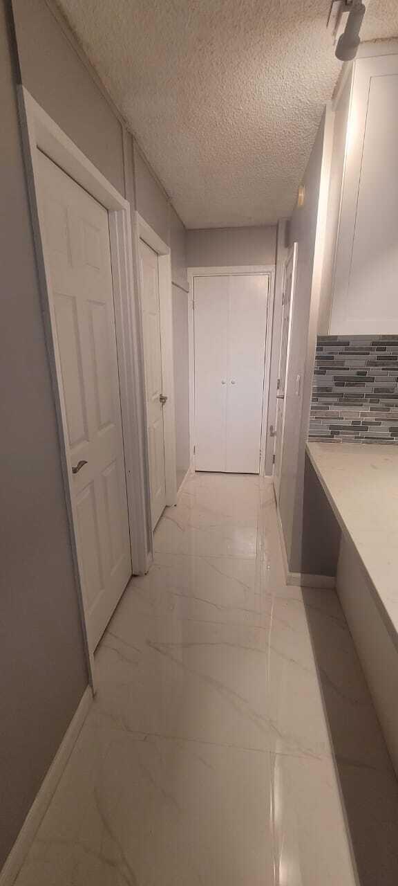 177 Mall Street C203