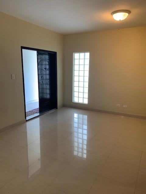 115 Avenida Herman De Leon Street 101
