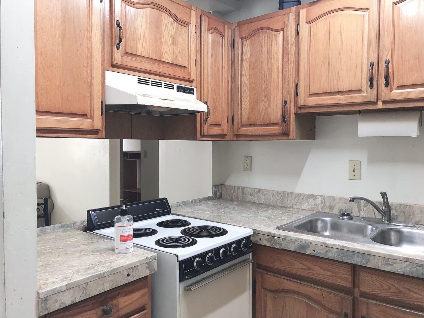 177 Mall St b811