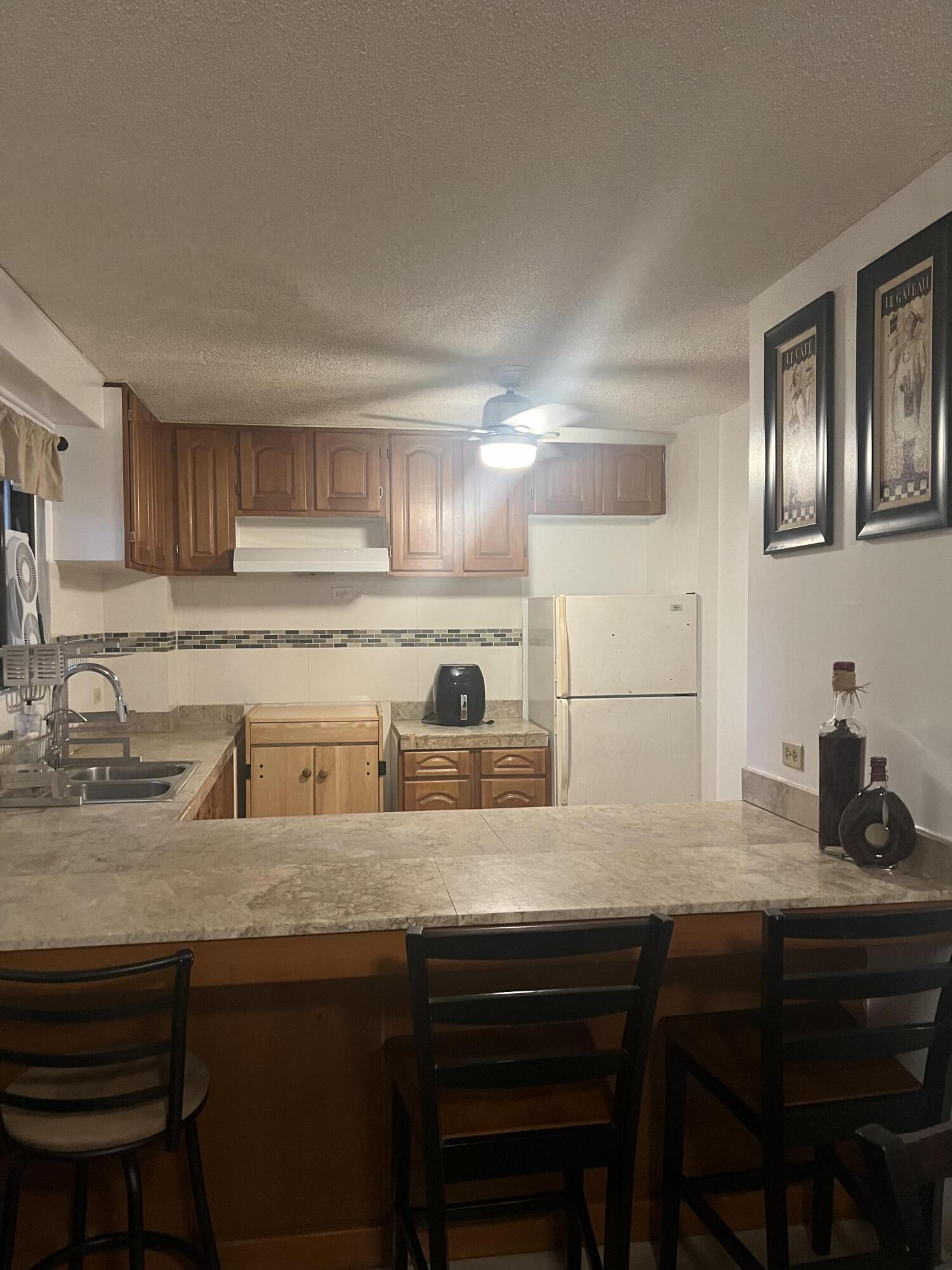 158 East Nandez Avenue B68