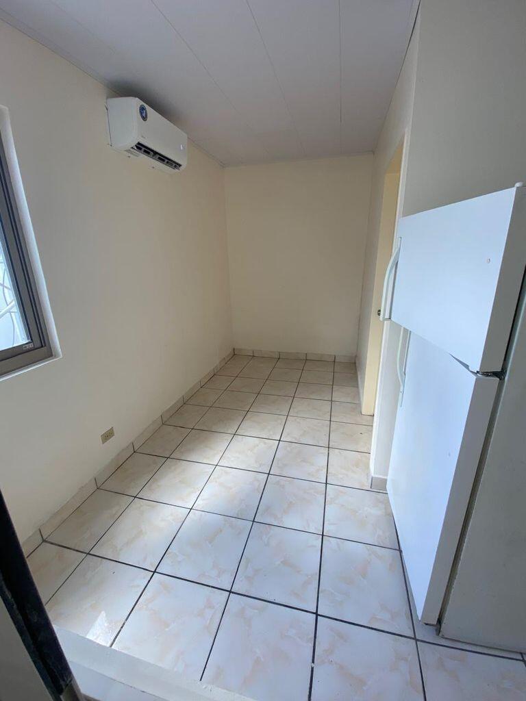 125 Estralita Street 7