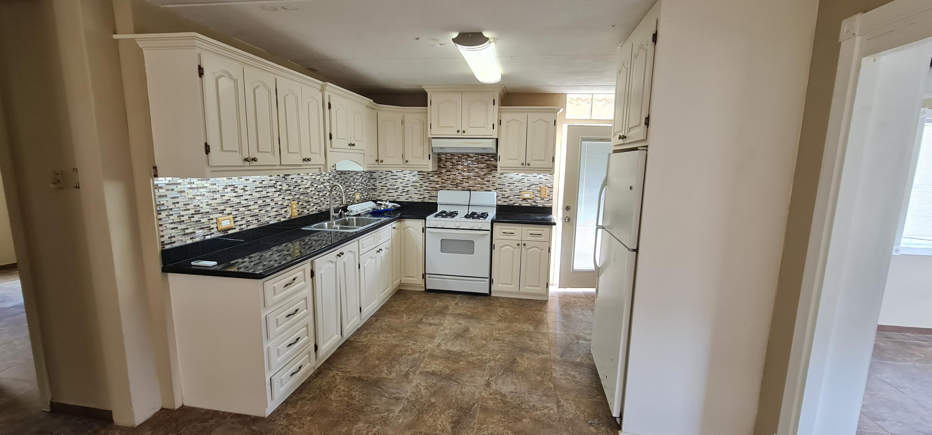 139 West Aggag Court 1