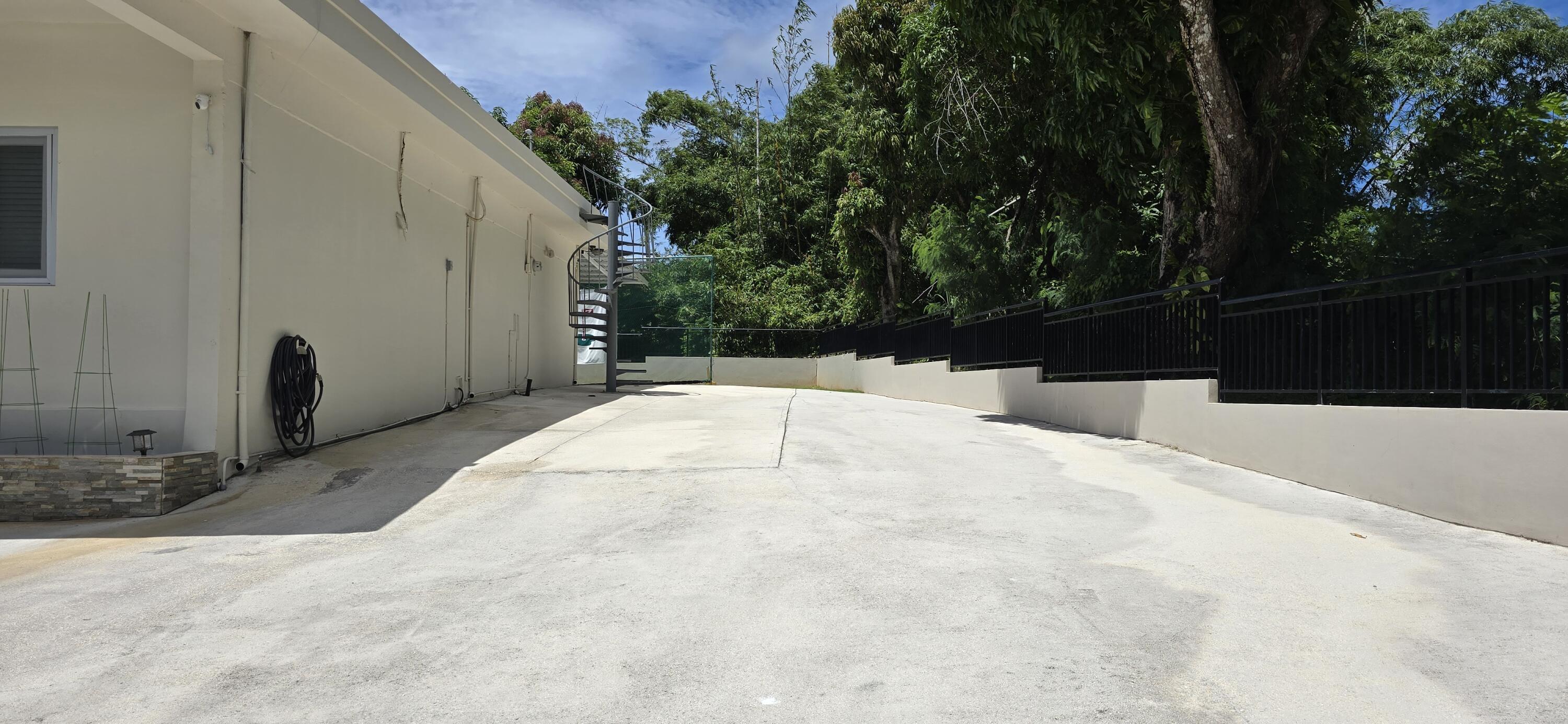141 Perez Loop
