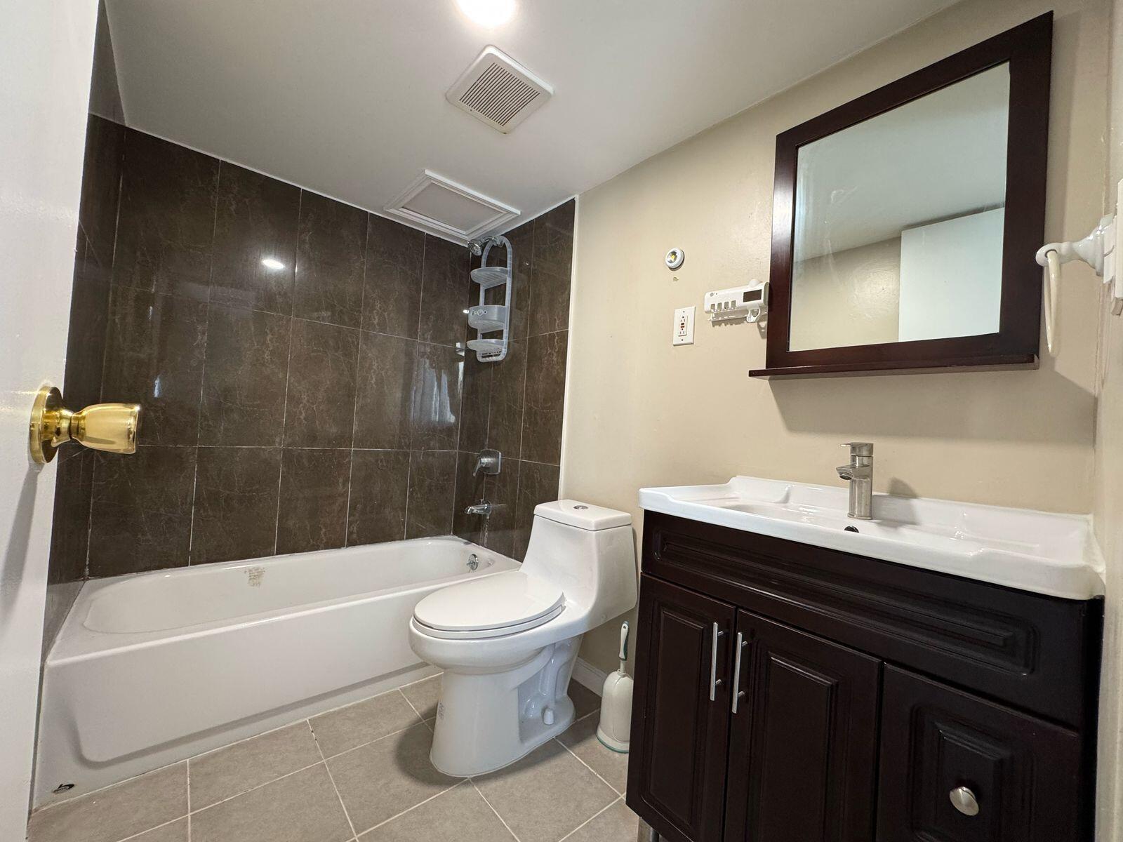 174 George Washington Drive 1110