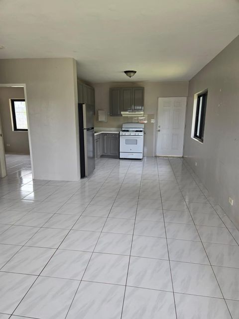 180 Macheche Road ( O& Z Apt. #9) Barrigada  96913