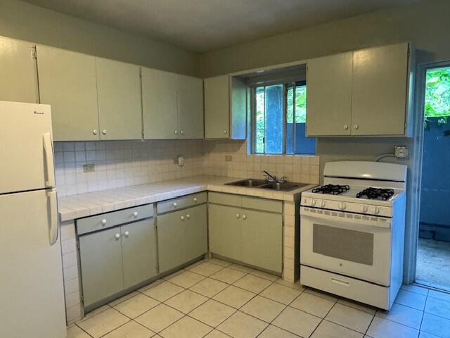 445A Sgt. E. Cruz Street B