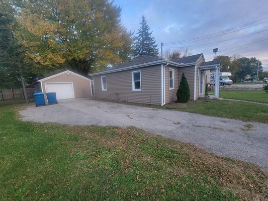 95 N TUSCOLA RD, BAY CITY, MI 48708 - Image 0361ecf84e0a2f157cdefc5ee52a815c/4243479806
