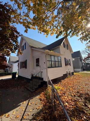700 E FLORENCE ST, BAY CITY, MI 48706 - Image 5f8d1d3d46a6feed92bab119f10483fa/2368807407