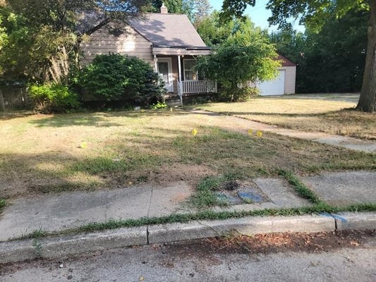16 SOUTHLAWN CT, SAGINAW, MI 48602 - Image 70fbc070fb2a3fd64f53159b853540e0/106106804