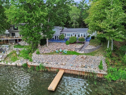 3366 N LAKESIDE DR, SANFORD, MI 48657 - Image 85d34ddcec30f5a34bc6c03d4239220d/3036244647