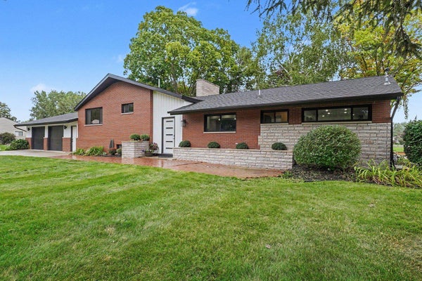 3149 W RIVERVIEW DR, BAY CITY, MI 48706 - Image 8b47677f11f0bb7087f9a8e4d1e42149/2103196176
