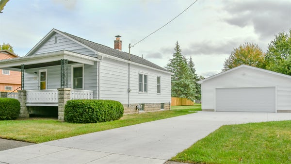 311 CAROLINE ST, ESSEXVILLE, MI 48732 - Image c03e5ed20ae6fee27a07048511afede2/2901383550