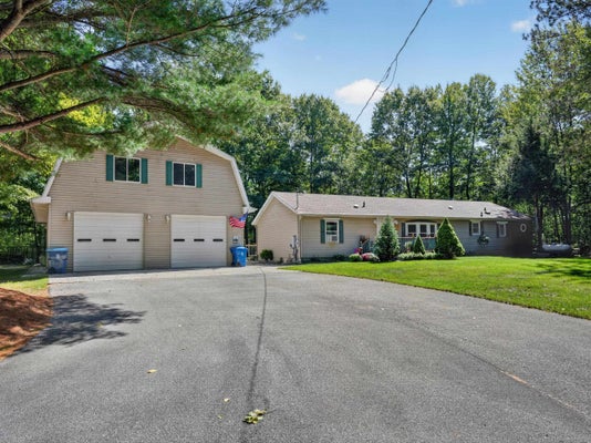 3960 LAKESHORE DR, GLADWIN, MI 48624 - Image d291a9a6a1de455acac9544c3bd04882/52847765
