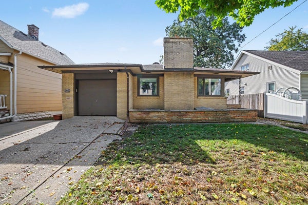 2010 11TH ST, BAY CITY, MI 48708 - Image e4b414ebc8f744940f5589f0f523282e/2371422815