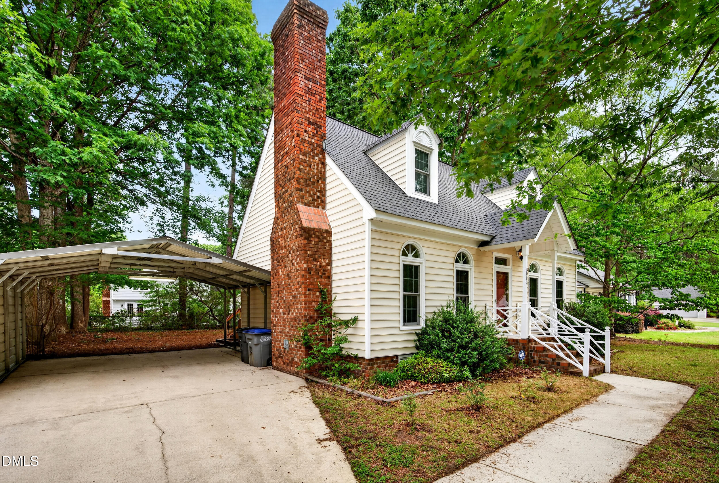 3912 Benjamin Court