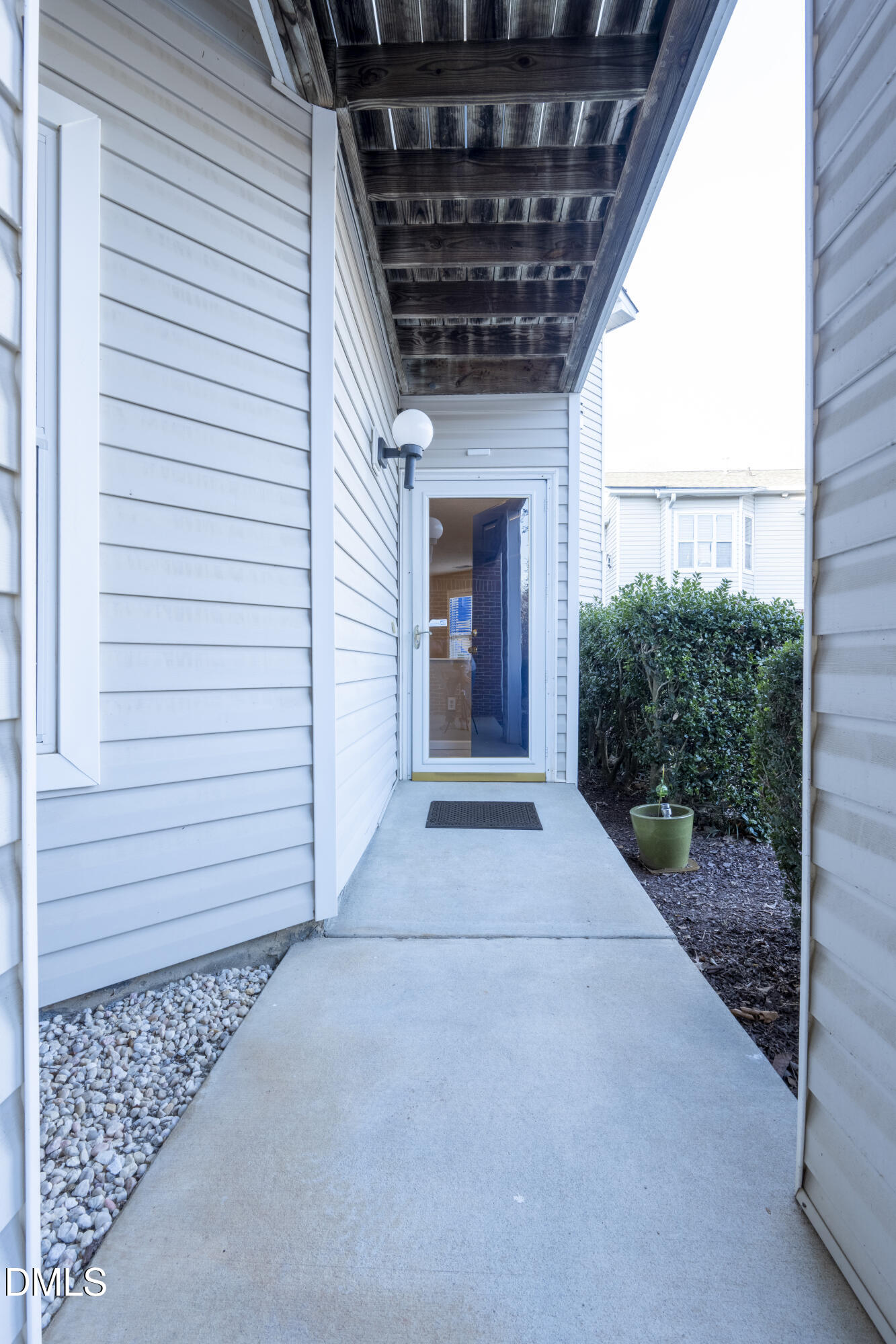 1901 Falls Landing Drive 104