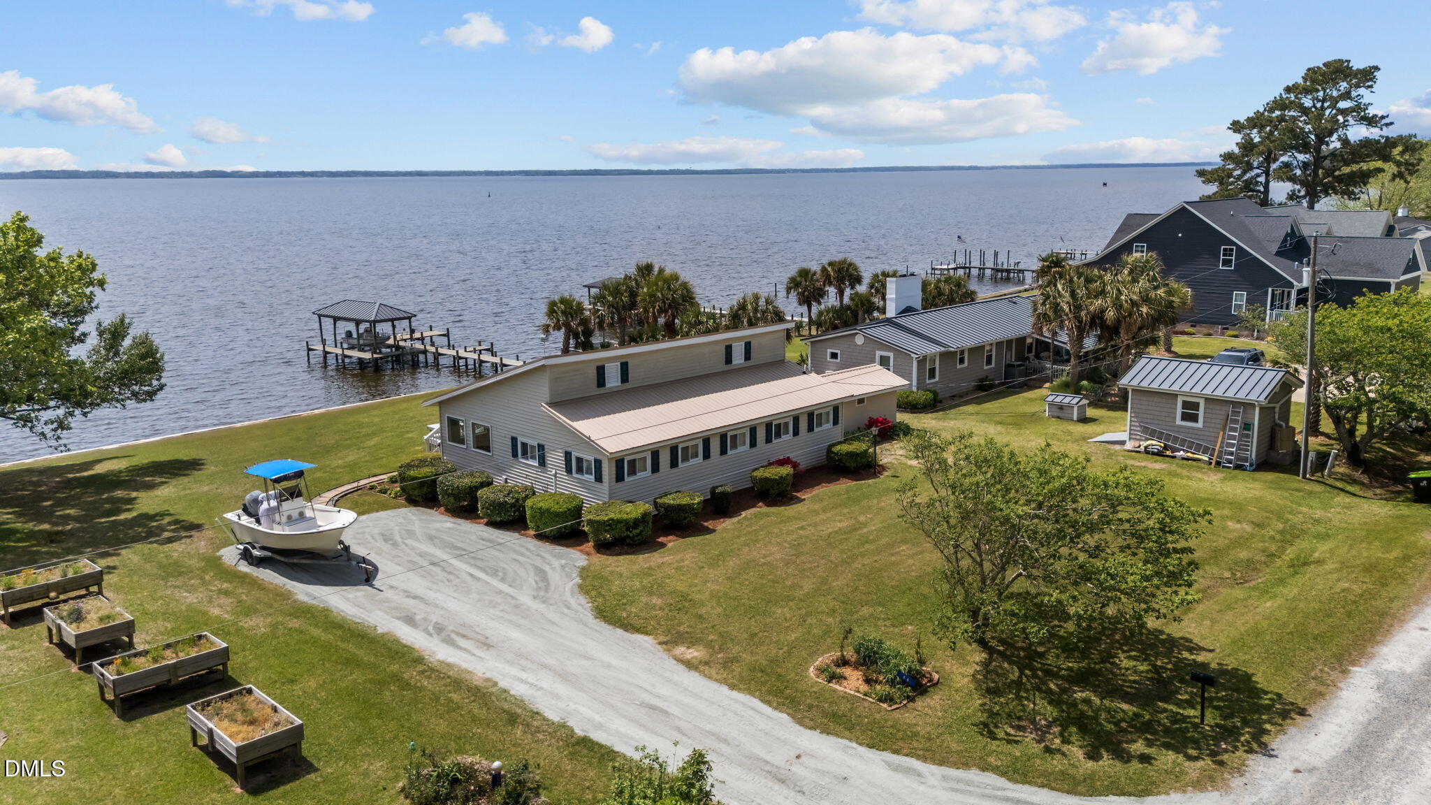 66 E North Shore Lane