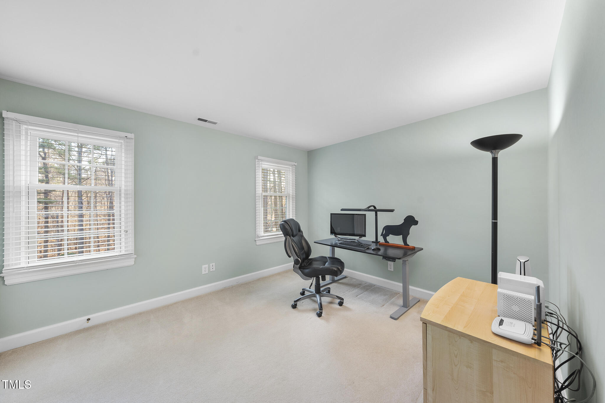 Raleigh, North Carolina 27615, United States, 4 Bedrooms Bedrooms, ,3 BathroomsBathrooms,Residential,Pending,1947