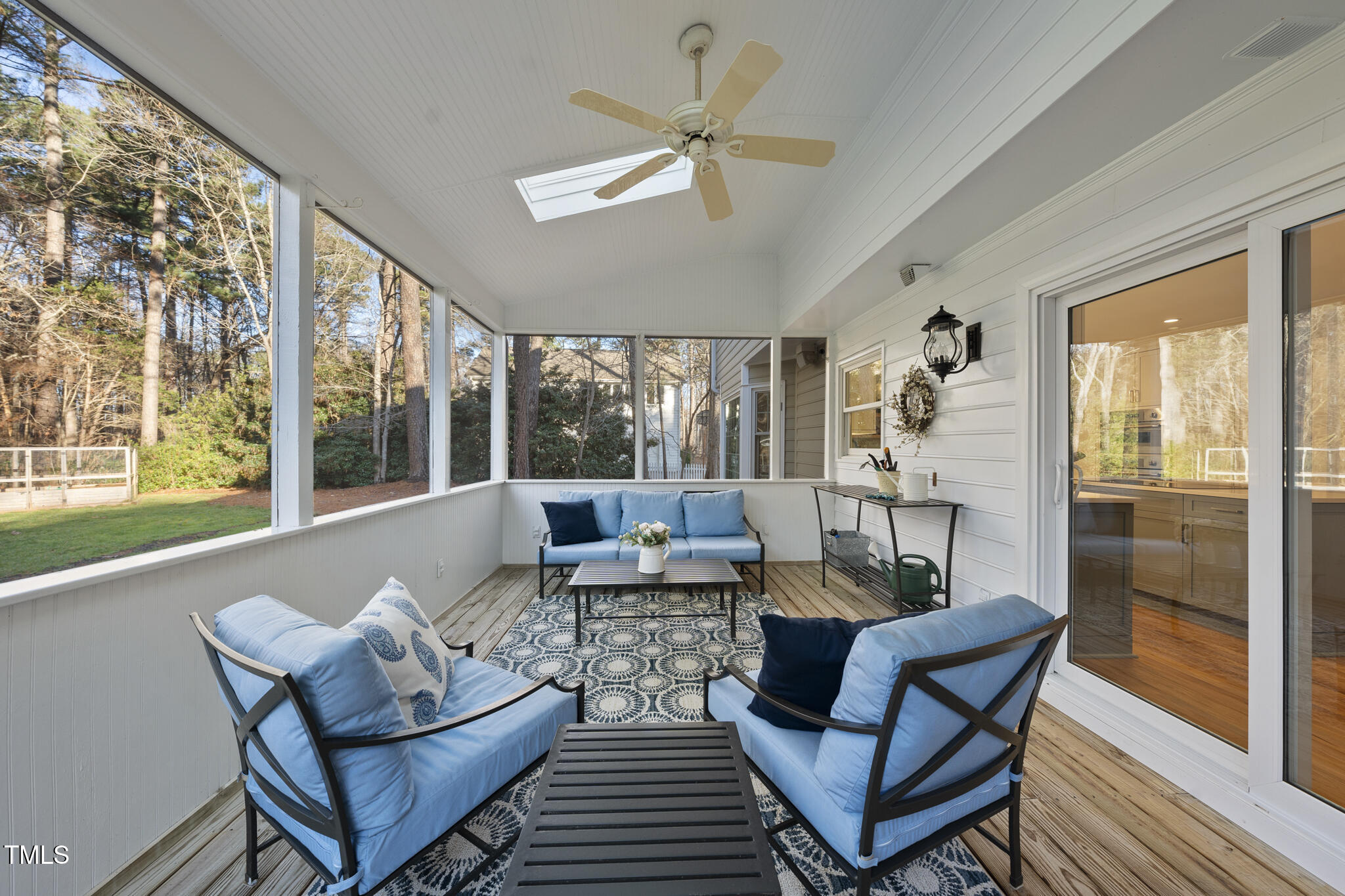 Raleigh, North Carolina 27615, United States, 4 Bedrooms Bedrooms, ,3 BathroomsBathrooms,Residential,Pending,1947