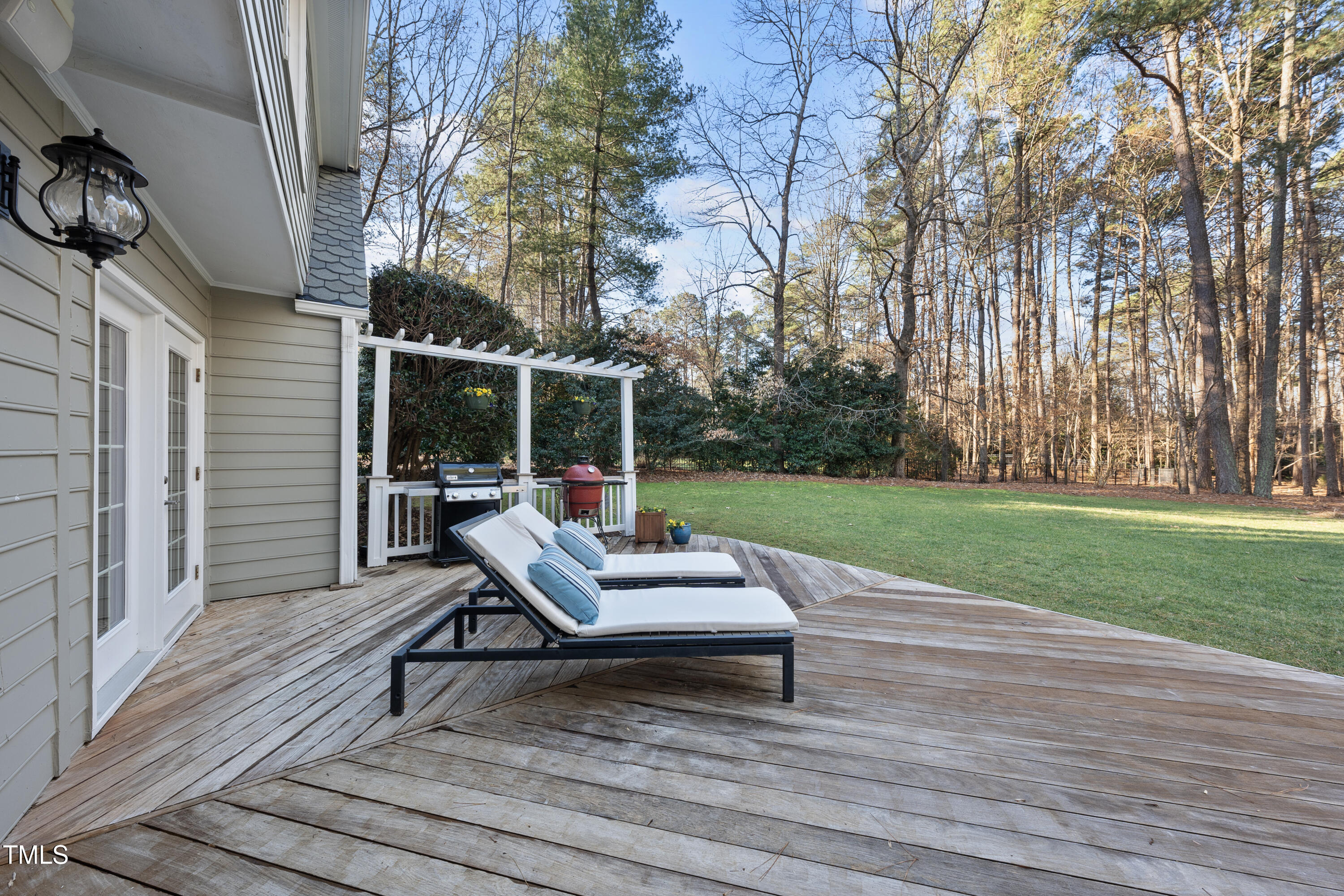 Raleigh, North Carolina 27615, United States, 4 Bedrooms Bedrooms, ,3 BathroomsBathrooms,Residential,Pending,1947