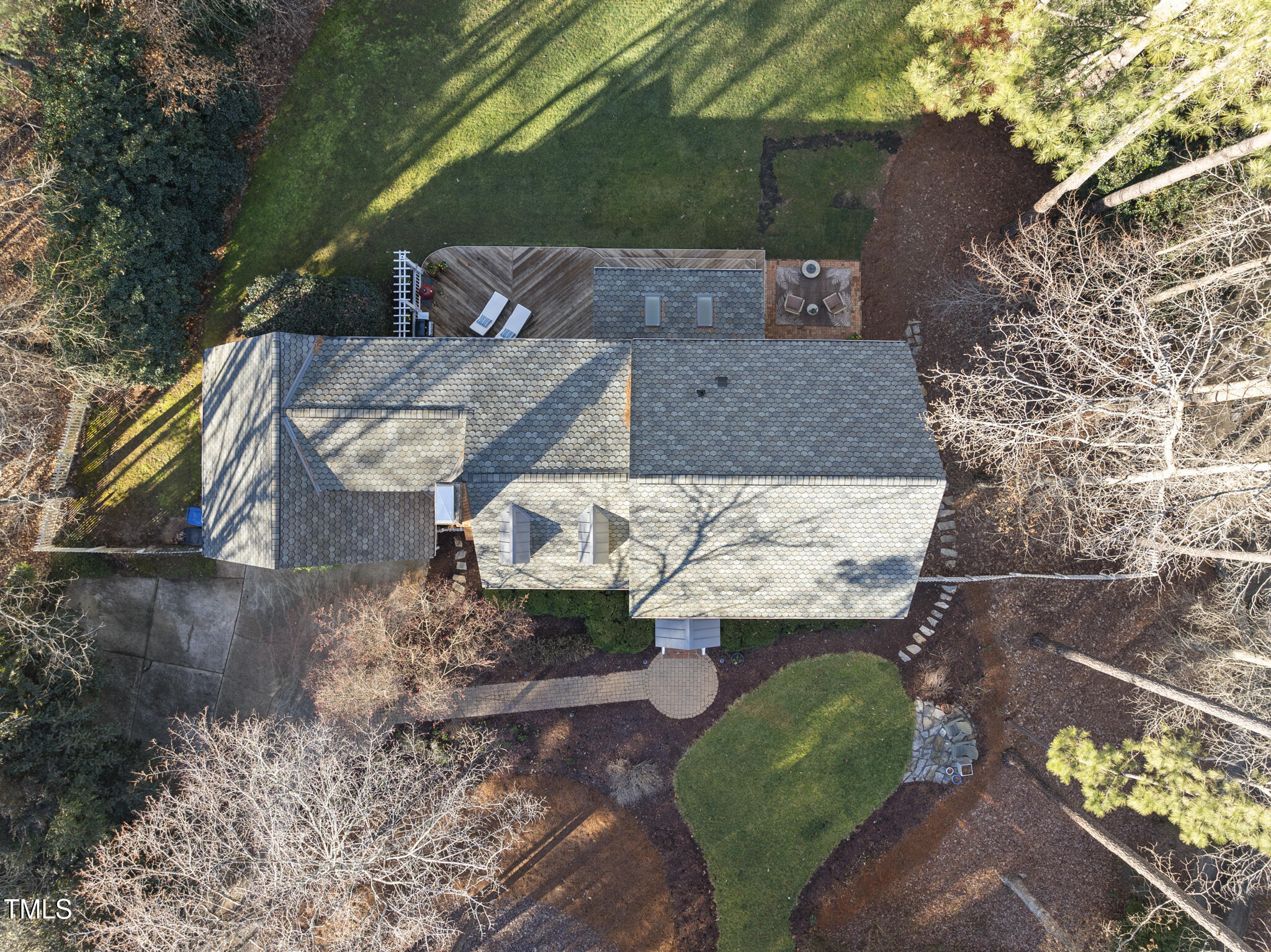 Raleigh, North Carolina 27615, United States, 4 Bedrooms Bedrooms, ,3 BathroomsBathrooms,Residential,Pending,1947