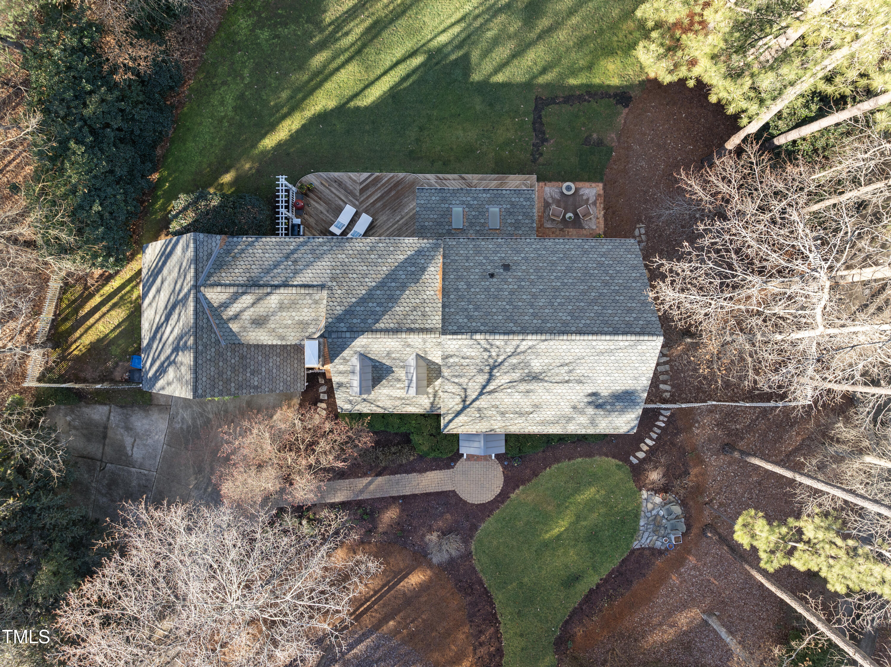 Raleigh, North Carolina 27615, United States, 4 Bedrooms Bedrooms, ,3 BathroomsBathrooms,Residential,Pending,1947