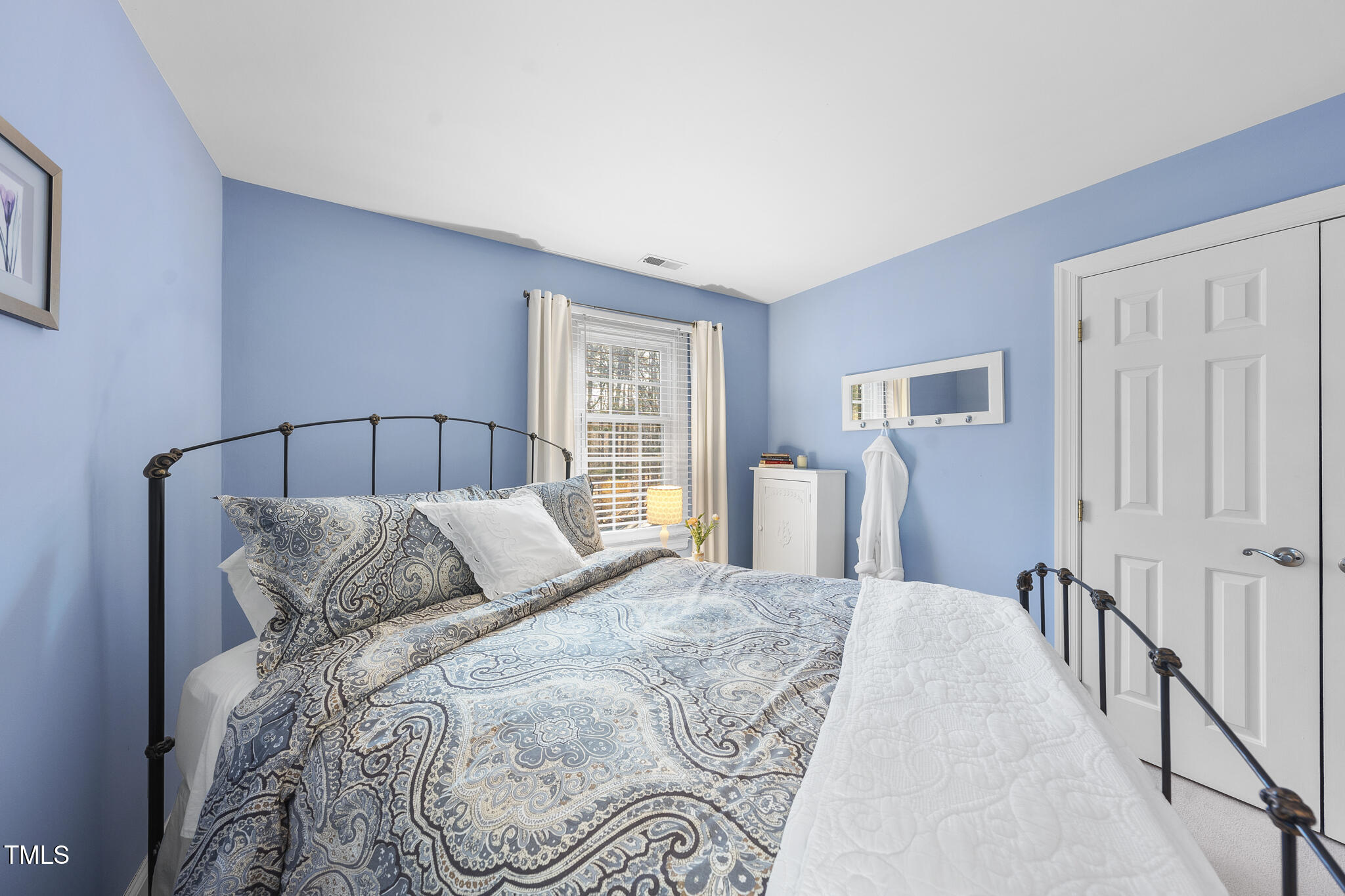 Raleigh, North Carolina 27615, United States, 4 Bedrooms Bedrooms, ,3 BathroomsBathrooms,Residential,Pending,1947